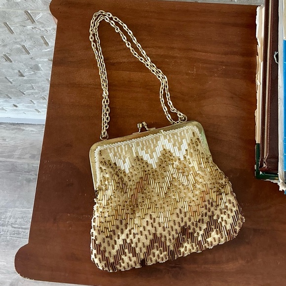 Vintage 60s 70s Fine Art Ornately Hand Beaded Gold Ombré Chain Strap Formal Bag - Picture 3 of 14